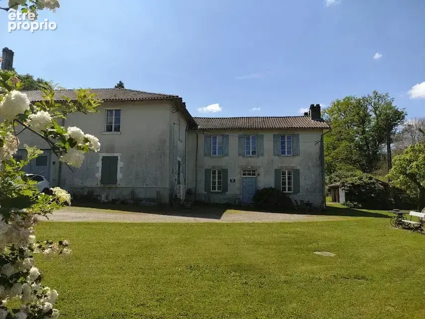 Maison à ROCHECHOUART