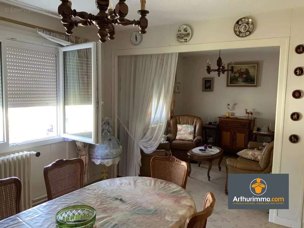 Maison à WARMERIVILLE