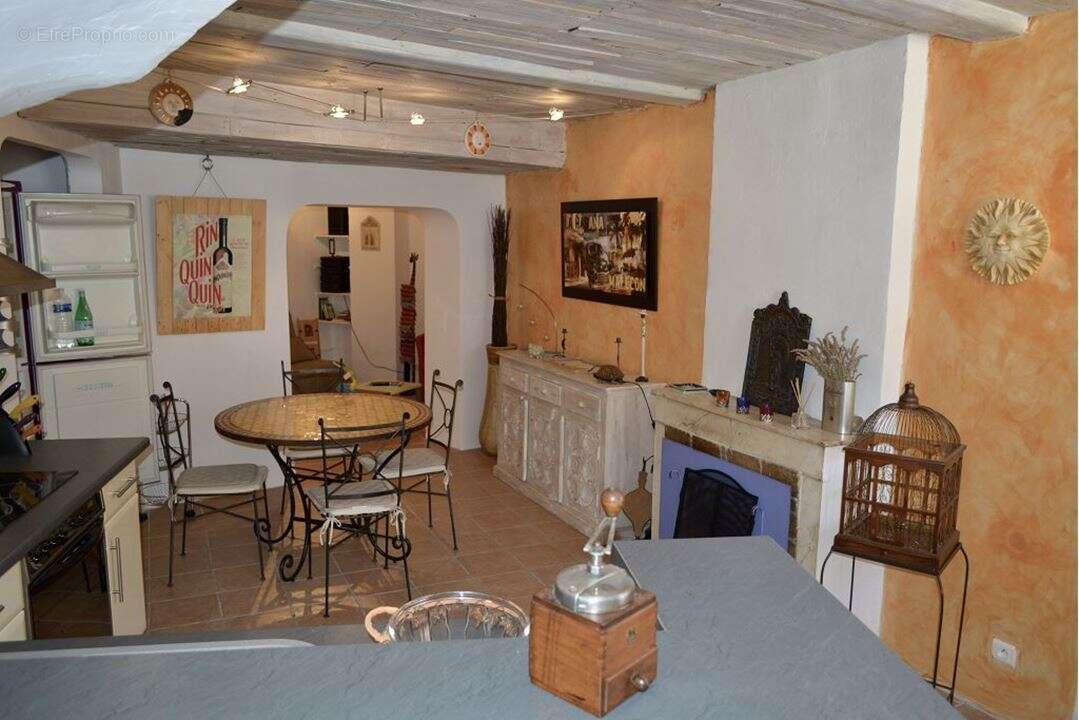 Maison 2 pièces 54 m² à vendre à Saint-Pons (04480) - photo 2
