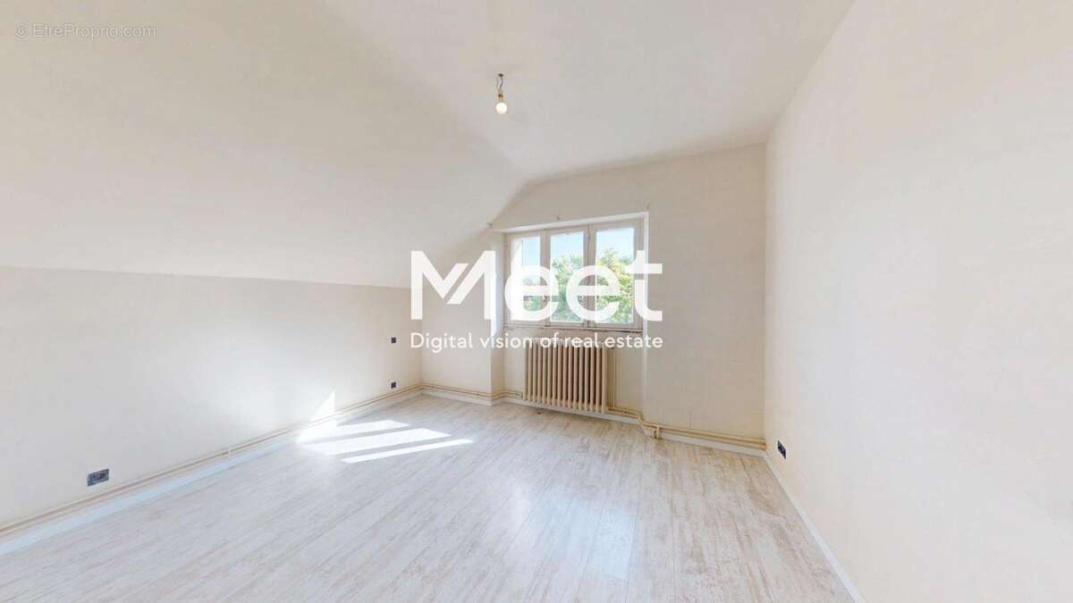 Maison - 4 pièces - 3 chambres - jardin et dépendances - photo 8