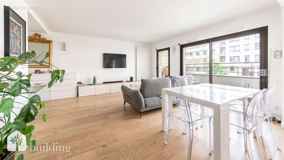 Appartement à LEVALLOIS-PERRET