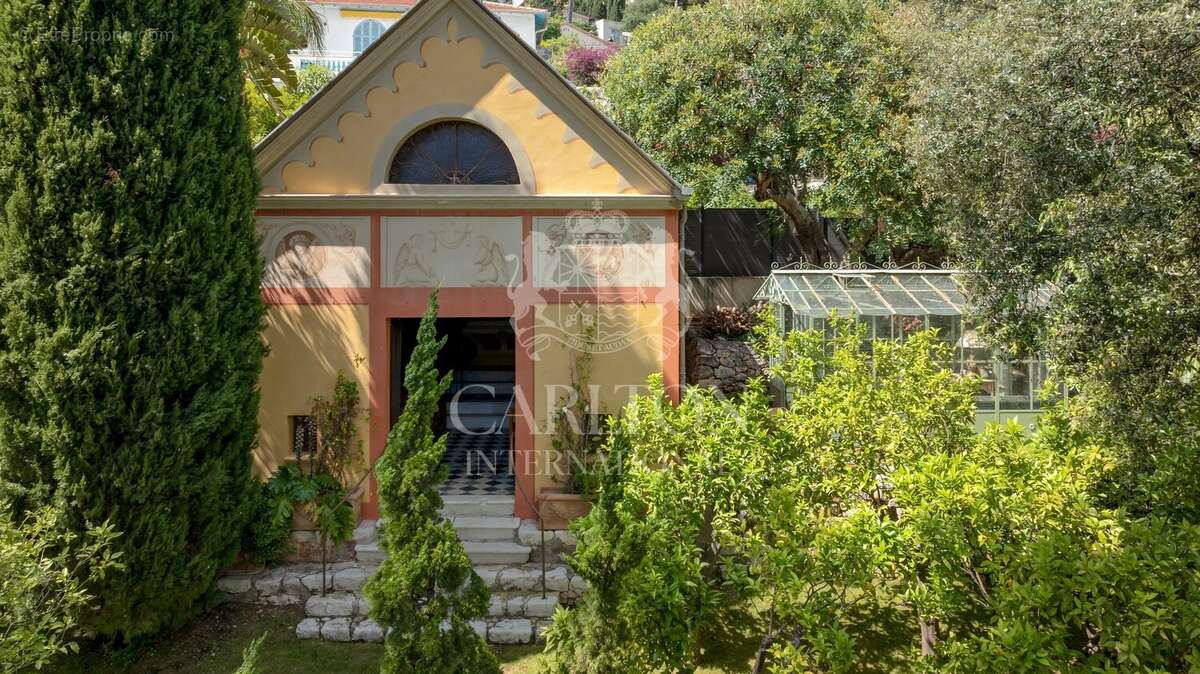 Maison à EZE
