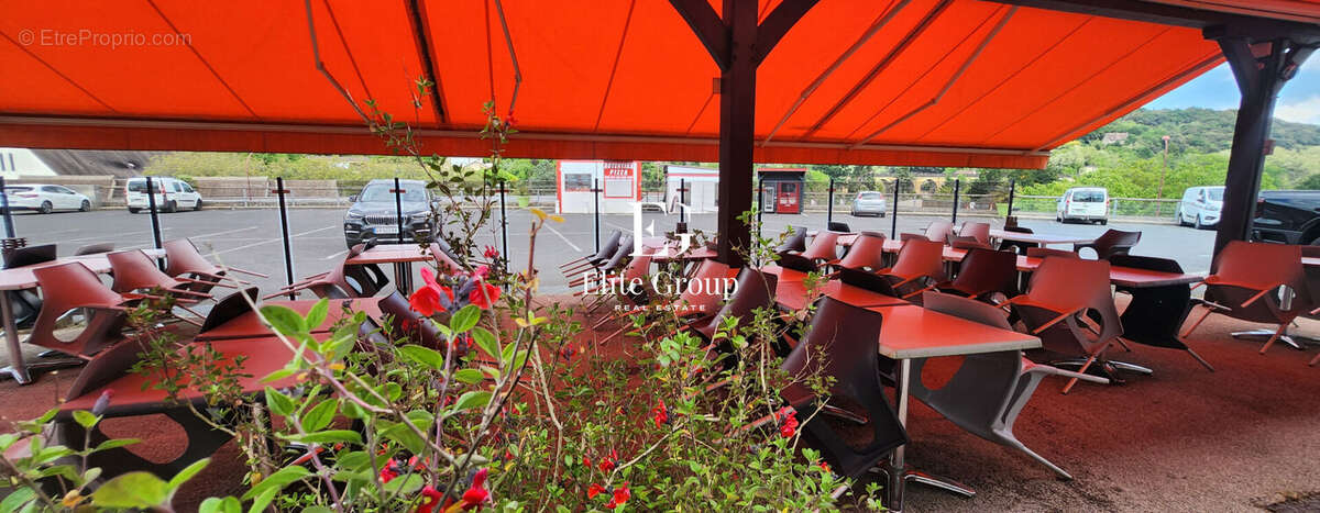 Commerce à SARLAT-LA-CANEDA