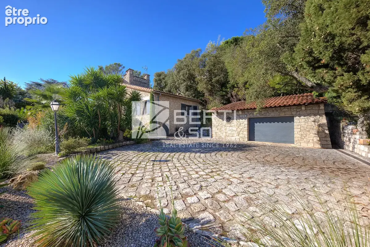 Exclusivite - mandelieu produit rare !  villa 6 pieces en pierre rénovée - quartier recherché - photo 7