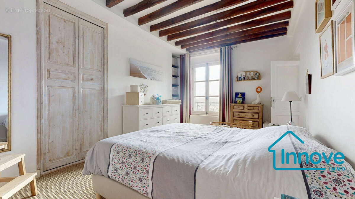 Appartement à VERSAILLES