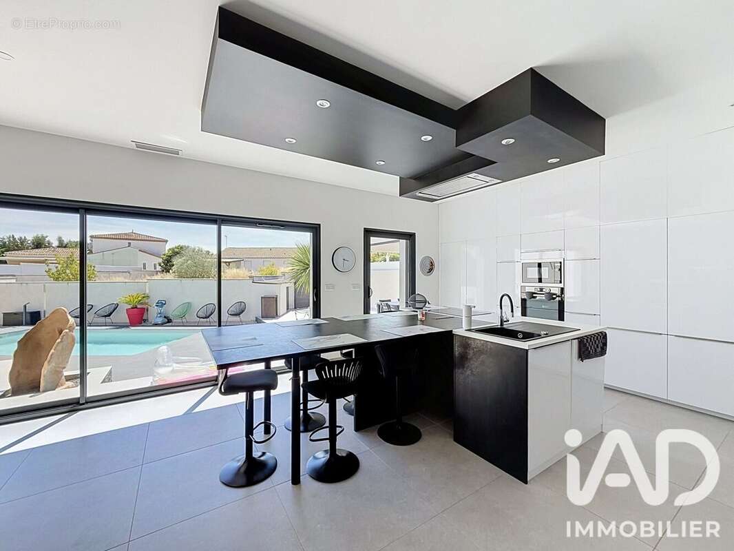 Maison 122 m² à Magalas  - photo 4