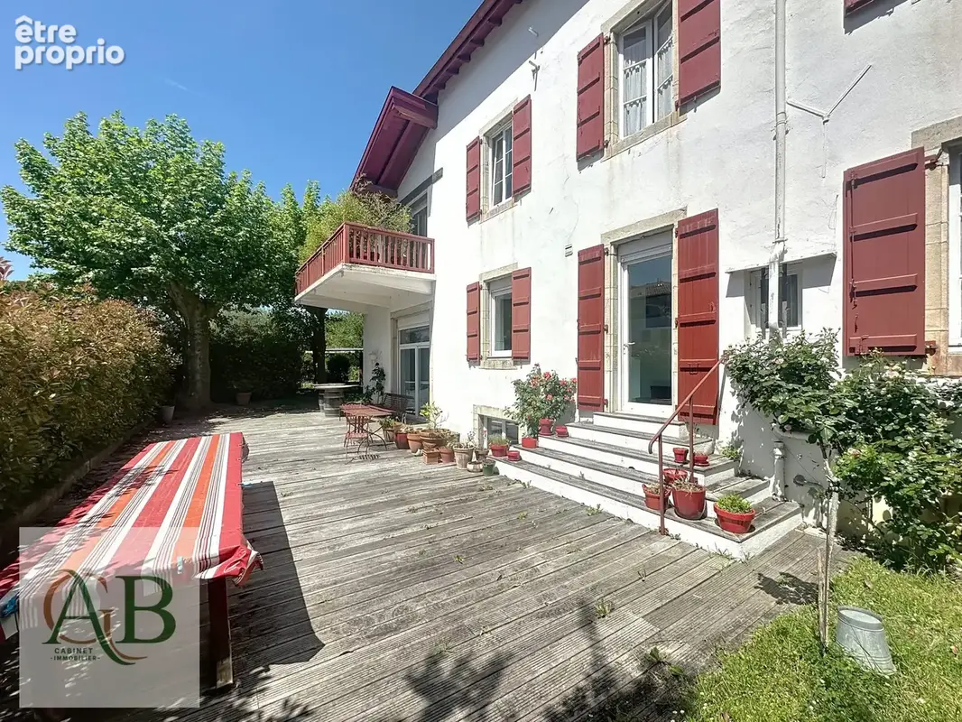 Maison 353 m² à Ustaritz  - photo 4