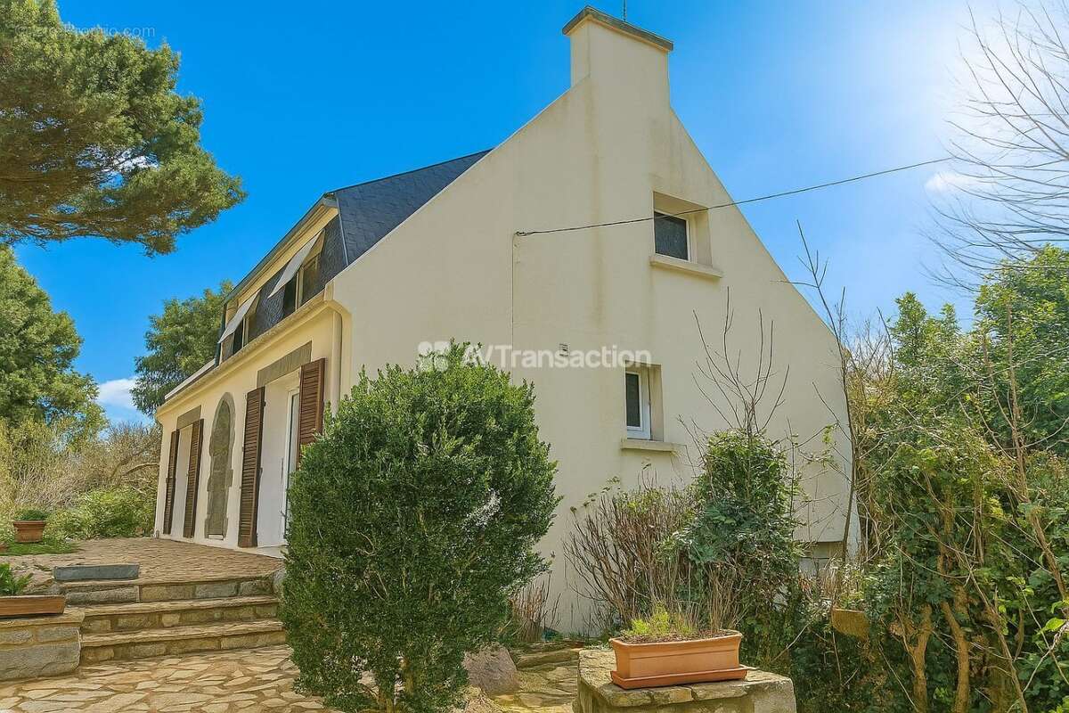 Maison à QUIMPERLE