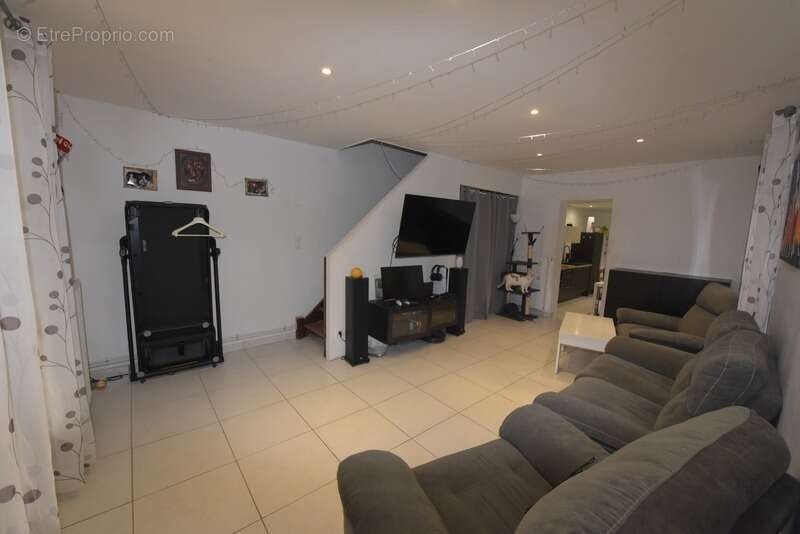 Maison à SAINT-PAUL-CAP-DE-JOUX