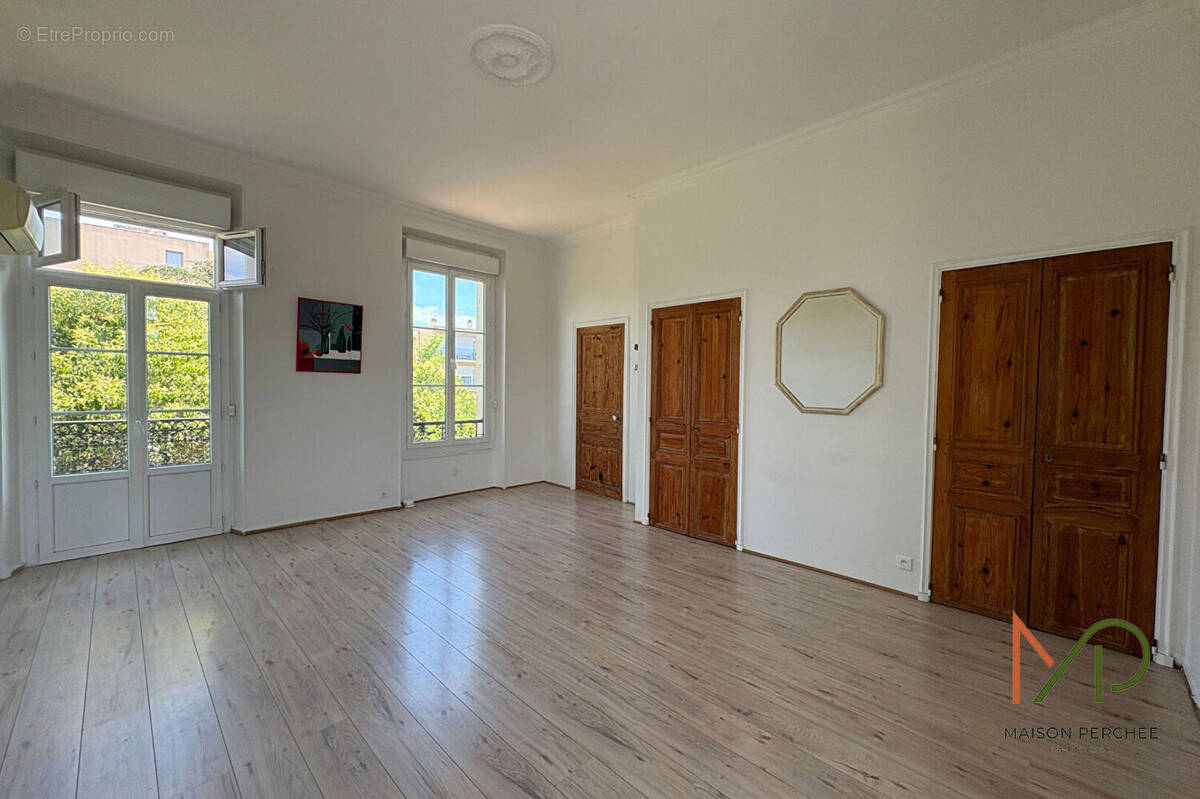 Appartement à DRAGUIGNAN