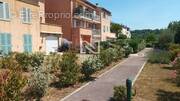 Appartement à TOURRETTES