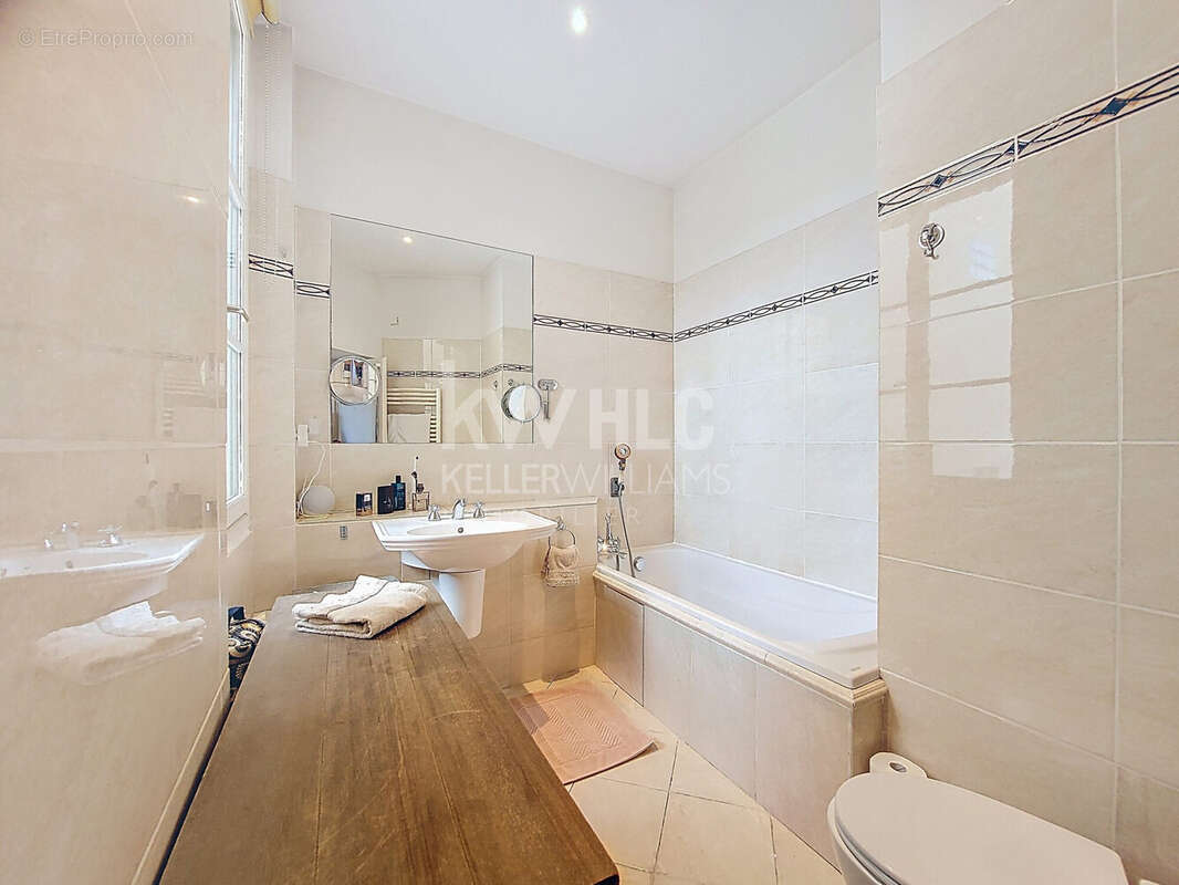 Appartement 121 m² à Le Cannet  - photo 7