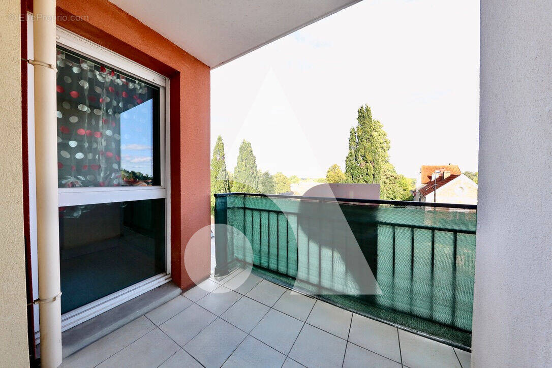 Appartement à CORBEIL-ESSONNES