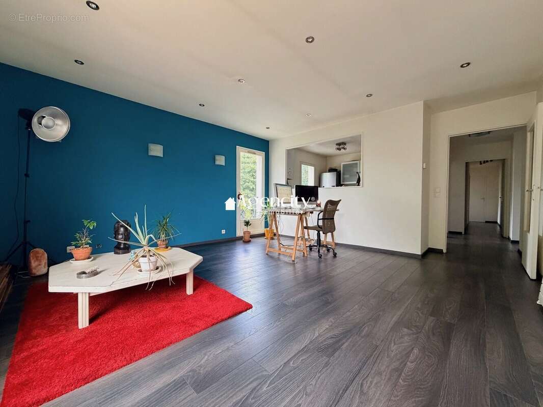 Appartement 74 m² à Torcy  - photo 4