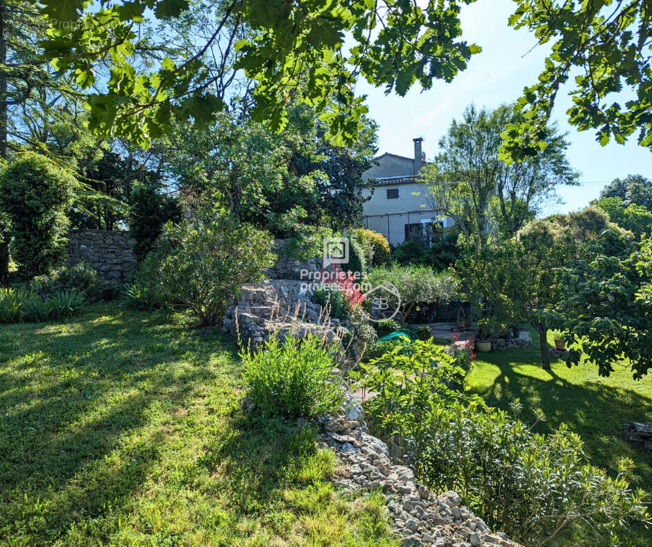 Maison à SAINT-ANDRE-DE-CRUZIERES