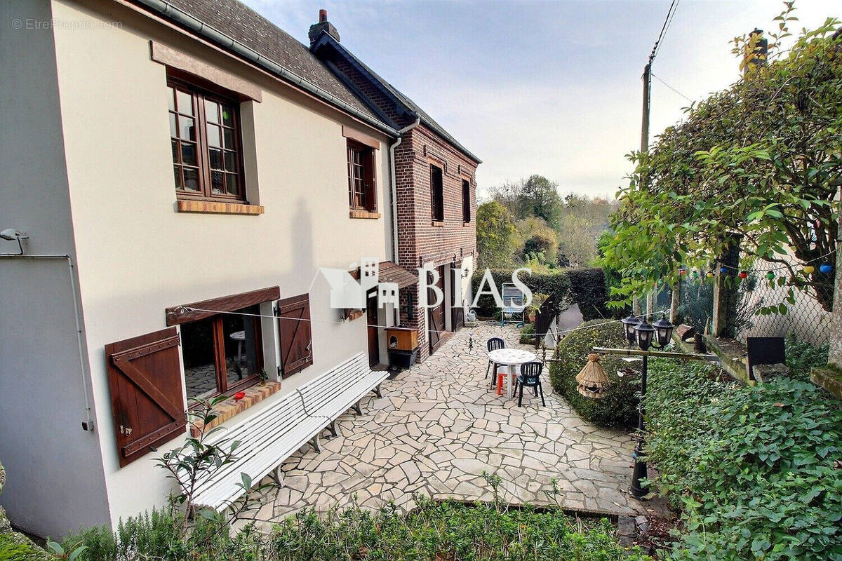 Maison à VAL-DE-LA-HAYE