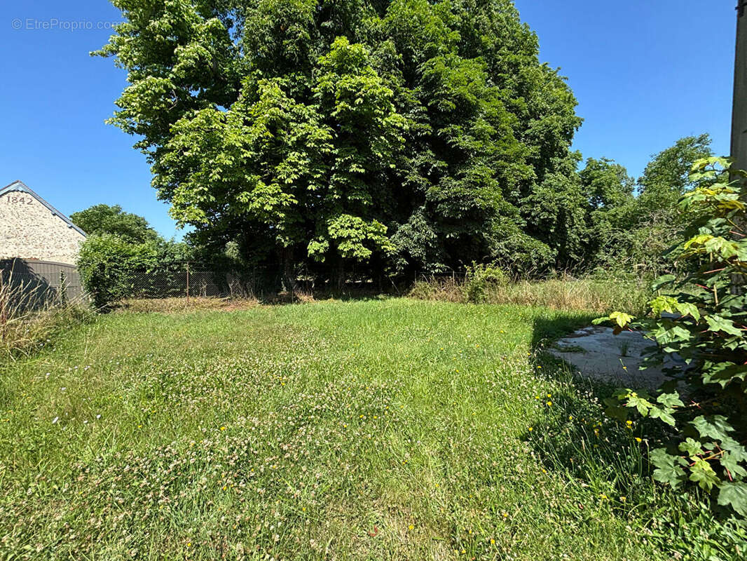 Maison à CHATEAUNEUF-EN-THYMERAIS
