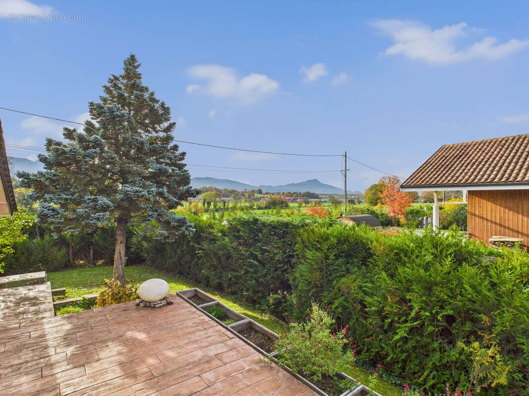 Maison à ANTHY-SUR-LEMAN