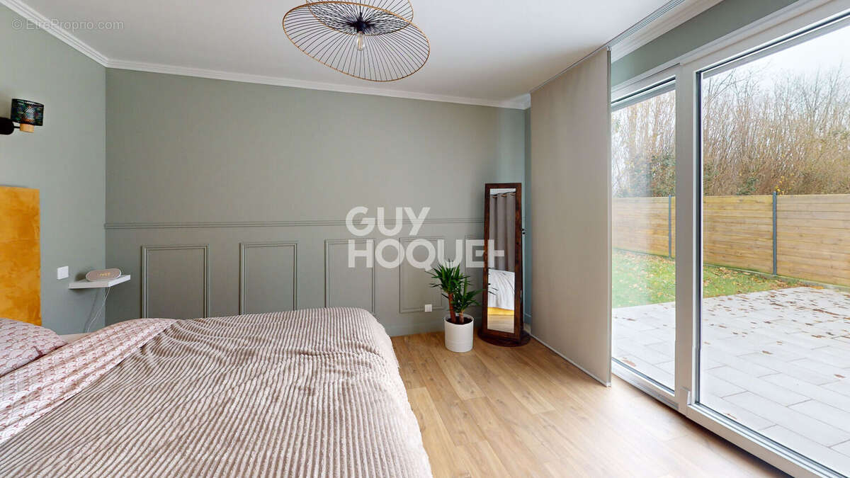 Maison à LE VAL-SAINT-PERE