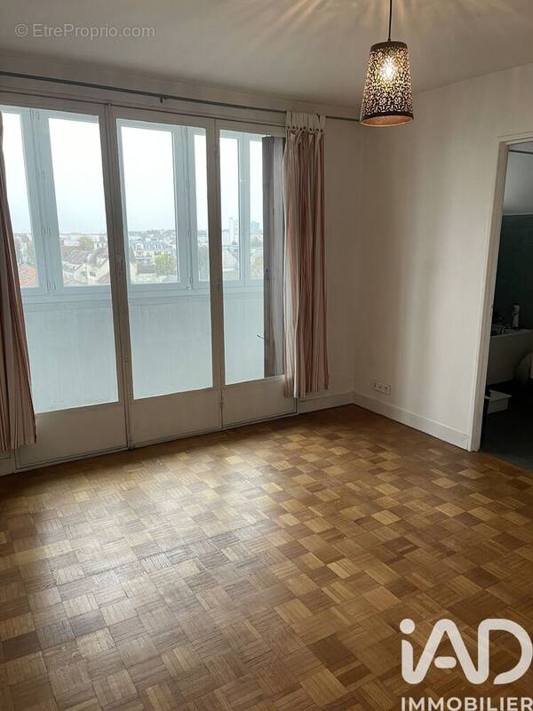 Photo 1 - Appartement à CHOISY-LE-ROI
