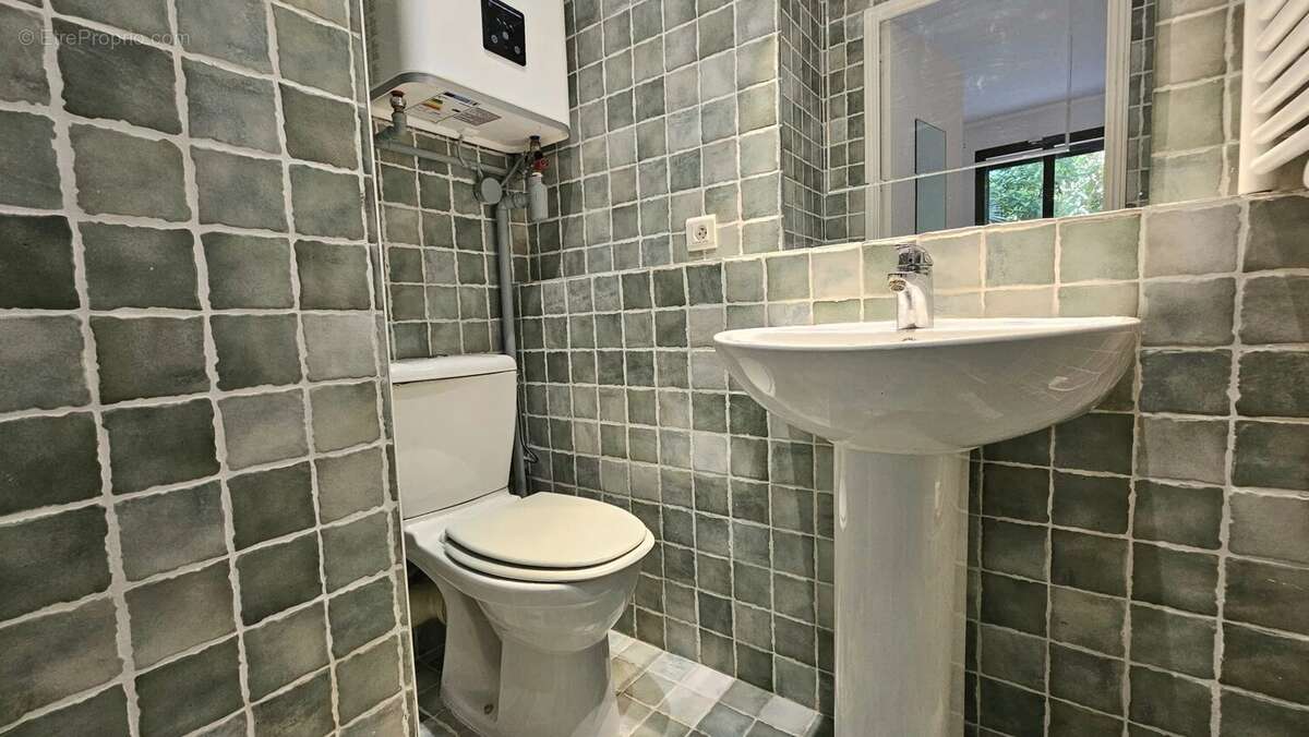 Appartement à VILLENEUVE-LOUBET