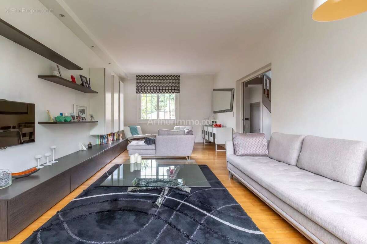 Maison à NOGENT-SUR-MARNE