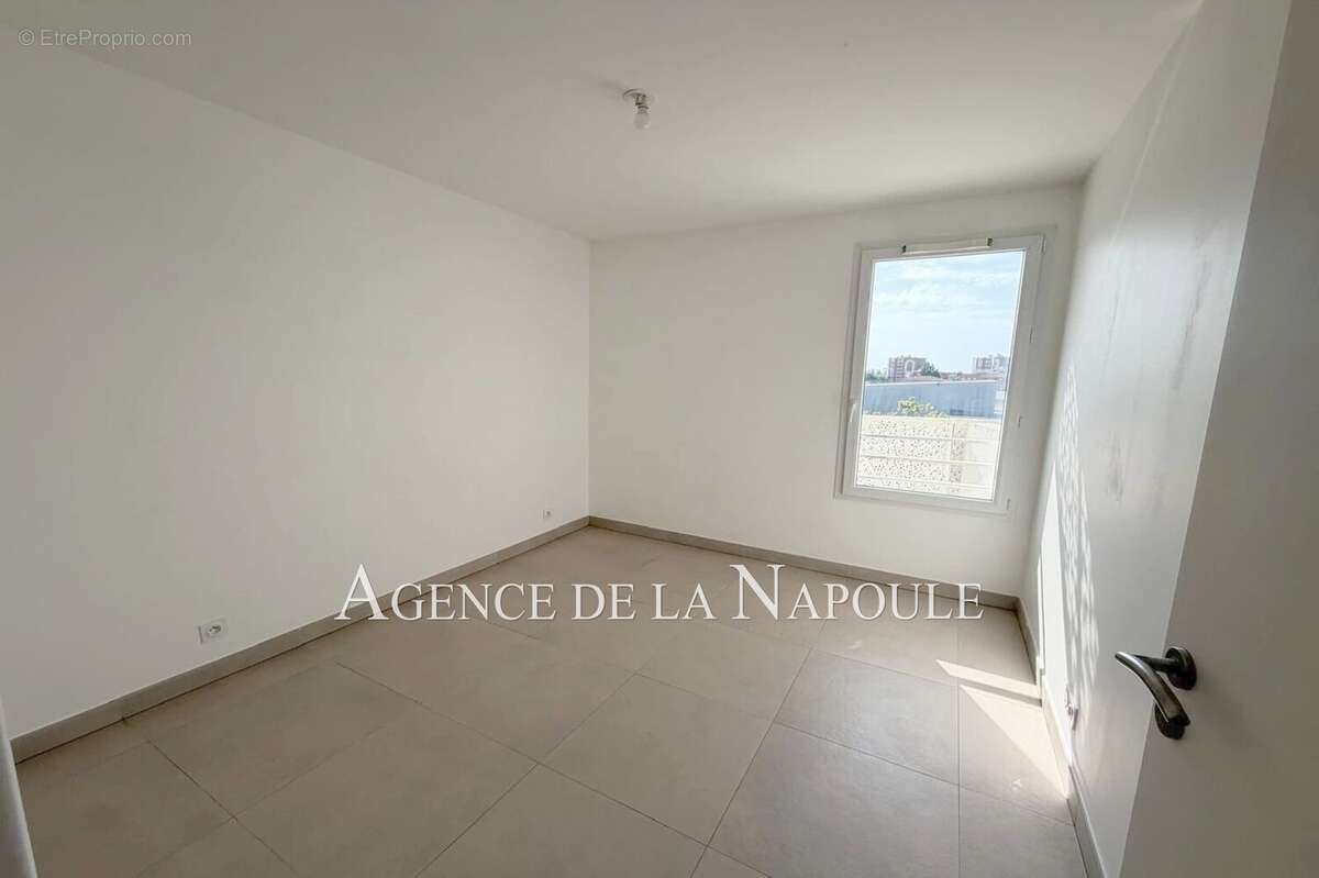 Appartement à MANDELIEU-LA-NAPOULE
