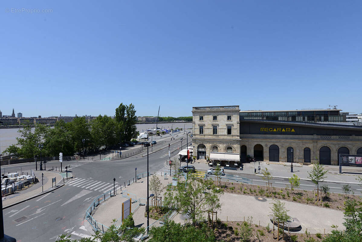 Appartement à BORDEAUX
