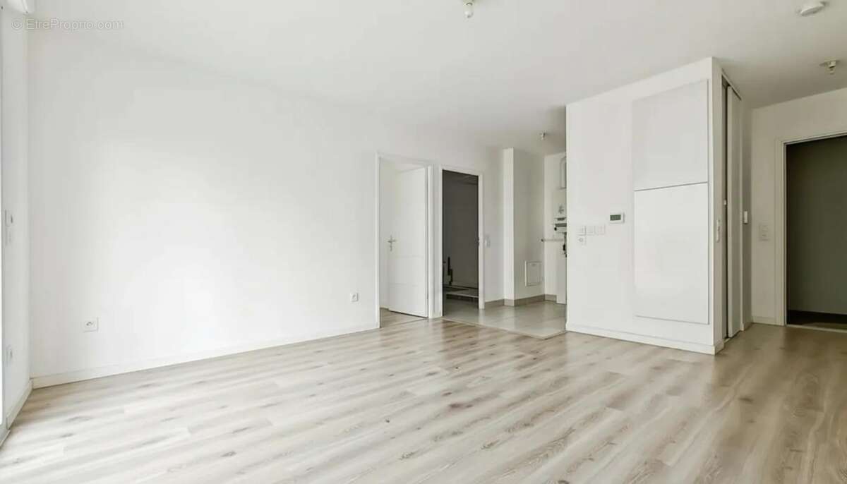 Appartement à BREUILLET