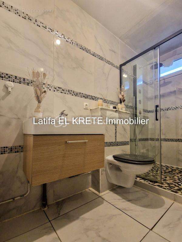 Maison à CHENNEVIERES-SUR-MARNE