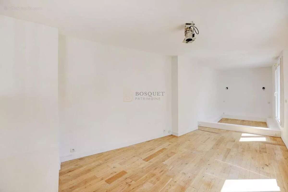 Appartement à PARIS-4E