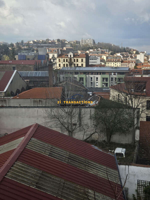 Appartement à SAINT-ETIENNE