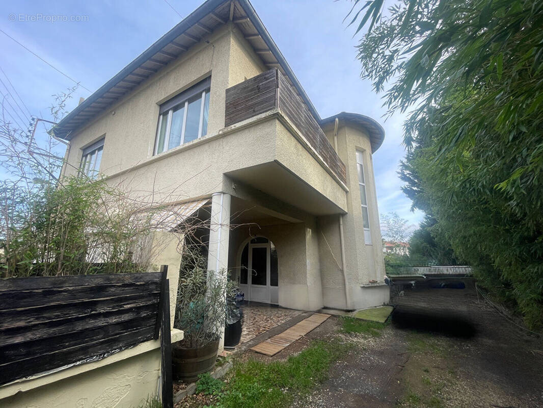 Maison à SAINTE-COLOMBE