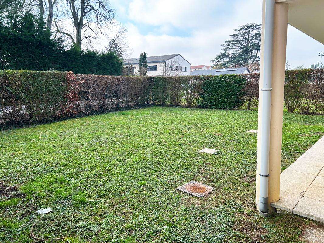 Appartement à CHASSELAY