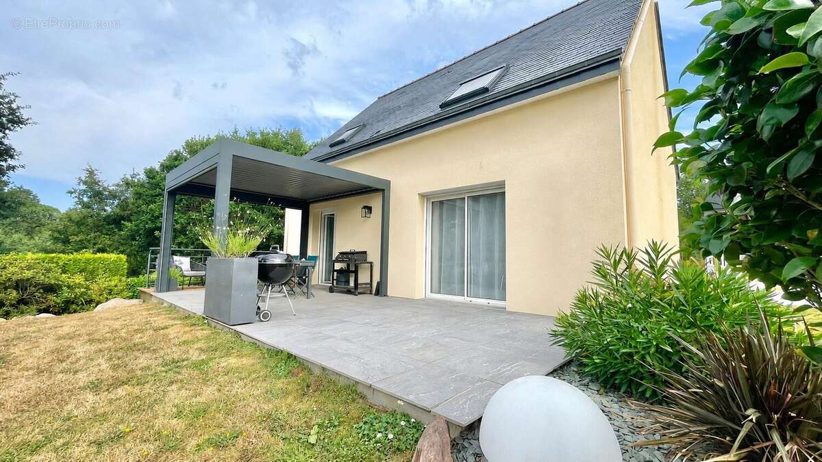 Maison 108 m² à Guichen  - photo 2