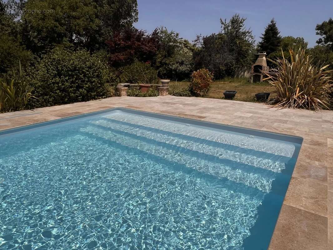 Grande Maison Individuelle  avec Jardin et Piscine - photo 2