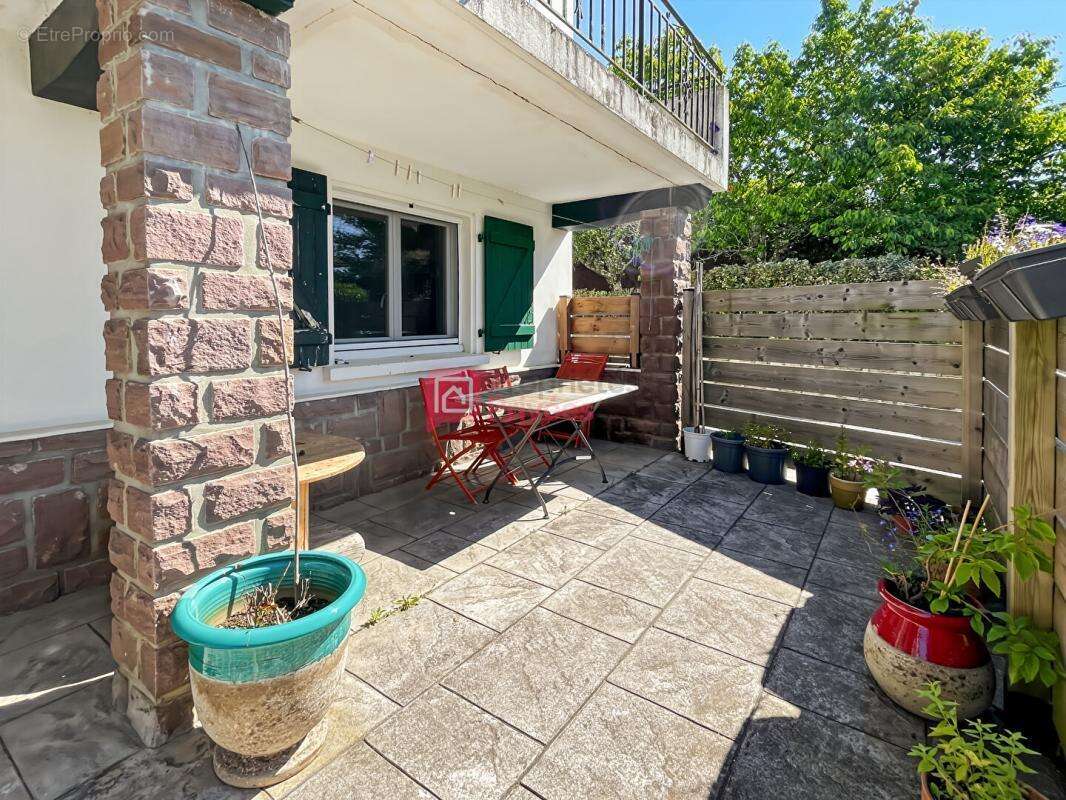 Appartement à USTARITZ