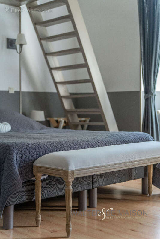 Maison à GENSAC-LA-PALLUE