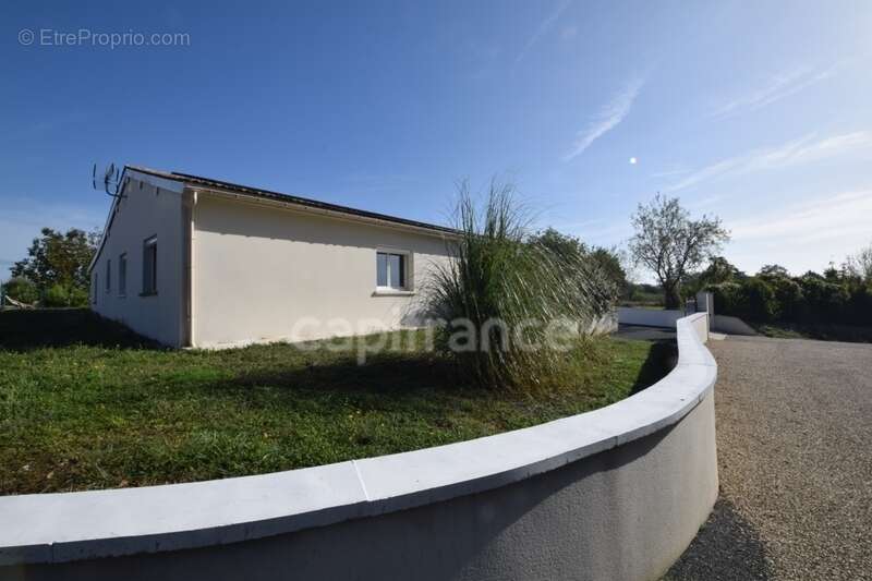 Maison à CASTELJALOUX