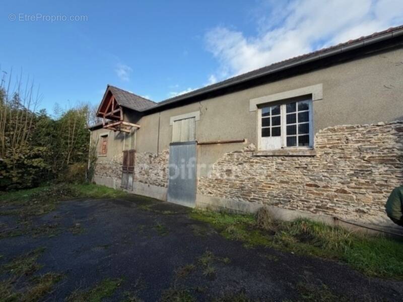 Commerce à CARHAIX-PLOUGUER