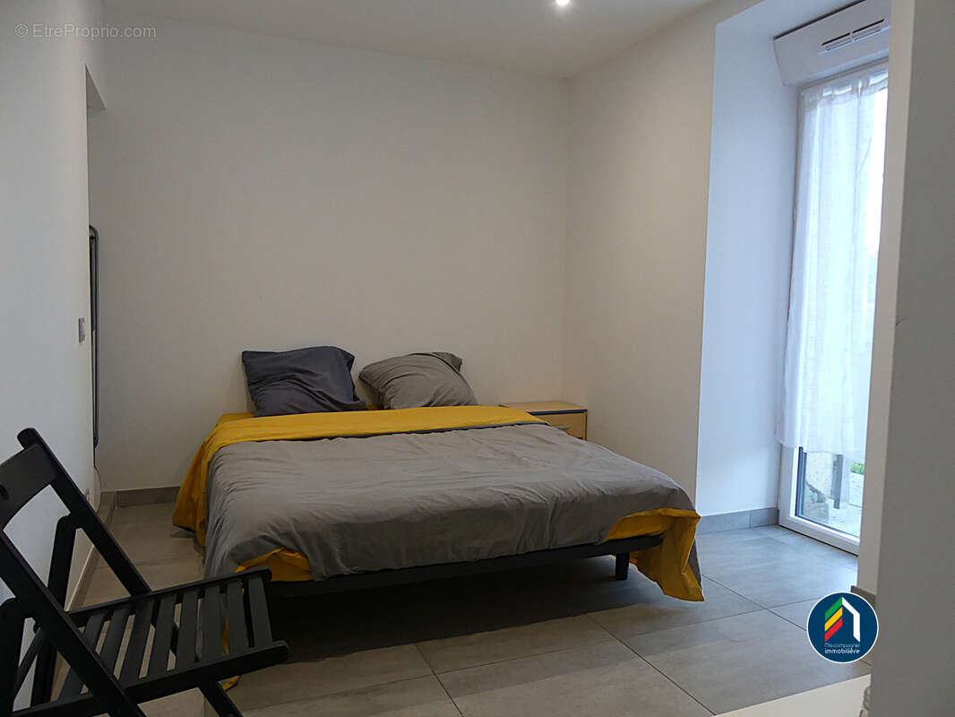 Maison à SAINTE-FLORENCE