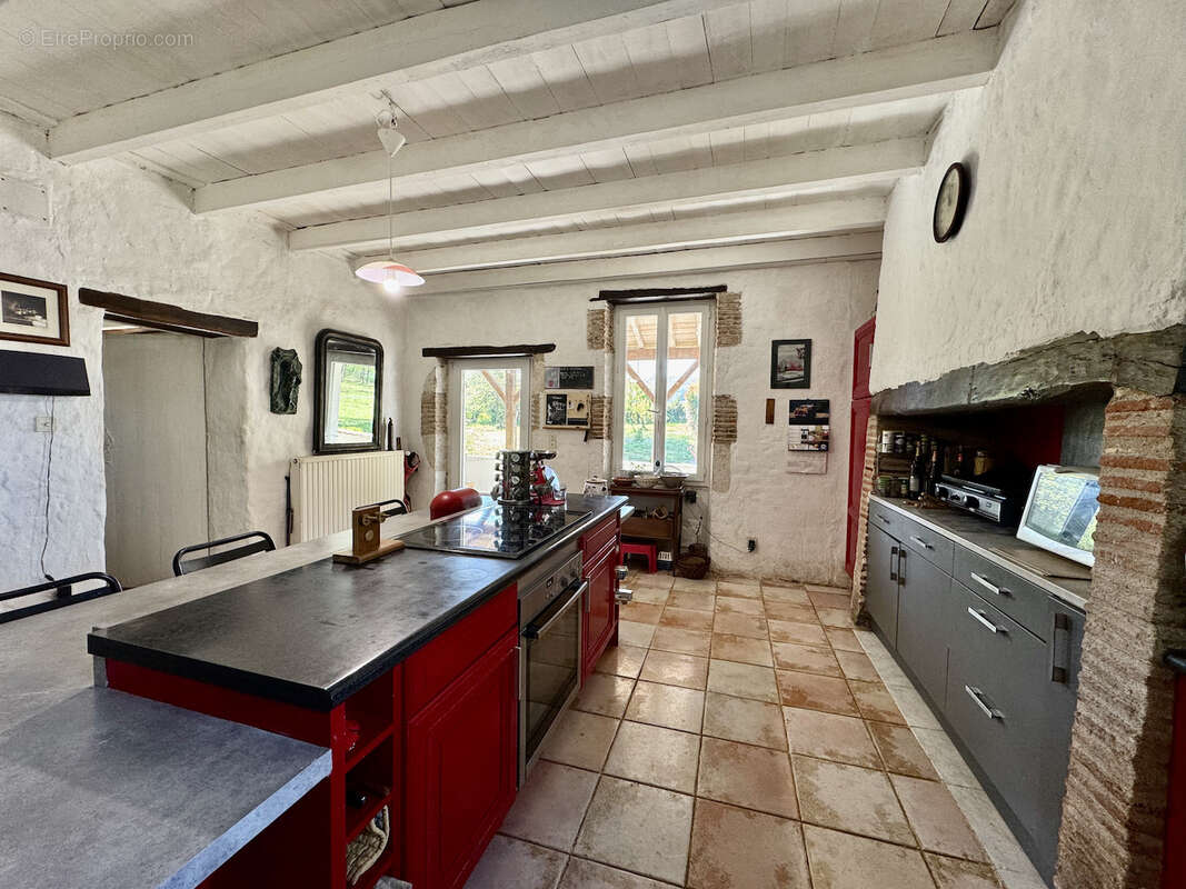 Maison à CASTELMORON-SUR-LOT