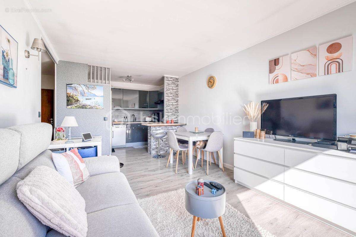  EXCLUSIVITÉ – Appartement lumineux avec balcon et parking à Claye-Souilly  - photo 4