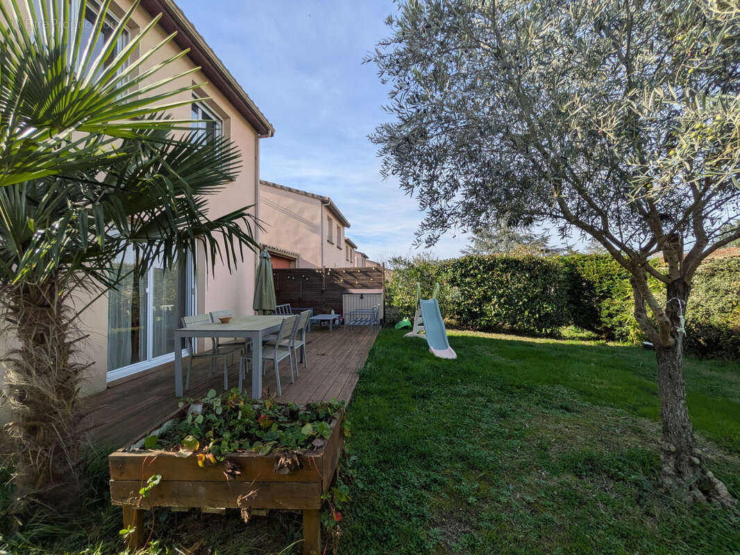 Maison à SAINT-SULPICE