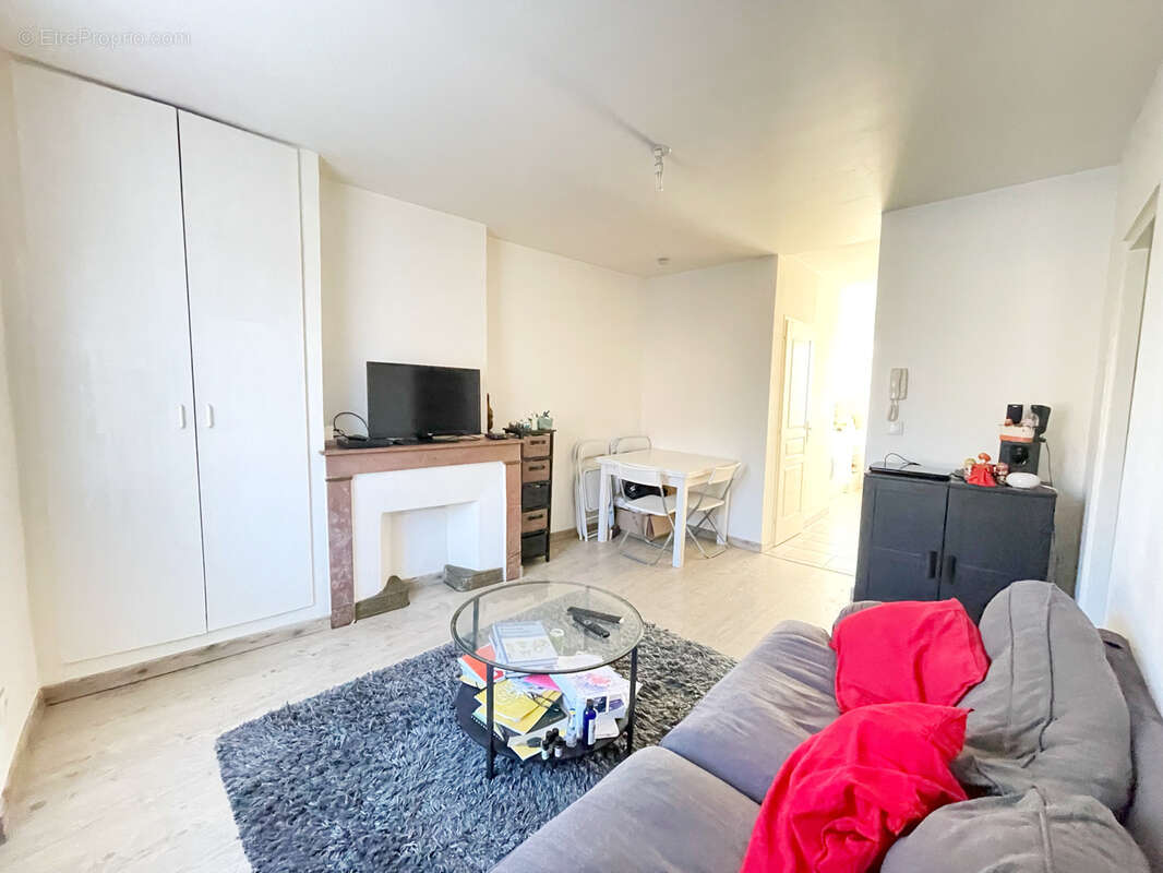 Appartement à OULLINS