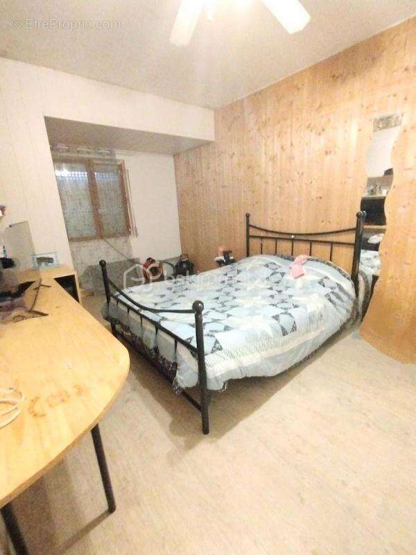 Maison à ORMOY-LA-RIVIERE