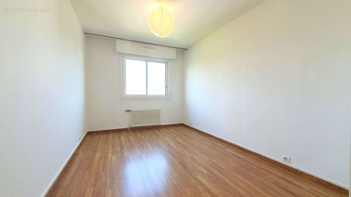 Appartement à SAINT-SEBASTIEN-SUR-LOIRE