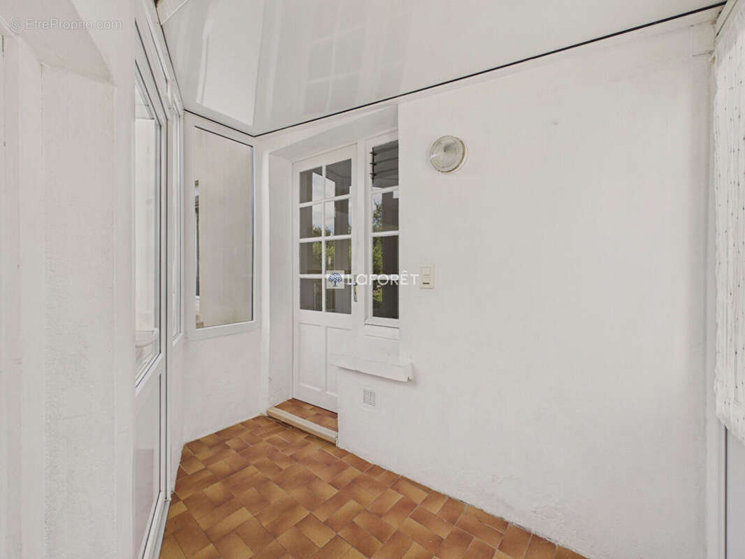 Ploneour lanvern - maison composee de 2 logements t3 - photo 8