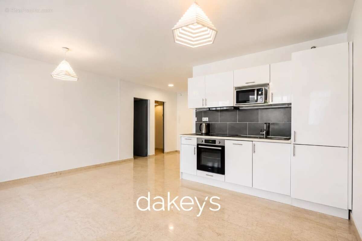 Appartement à MARSEILLE-7E