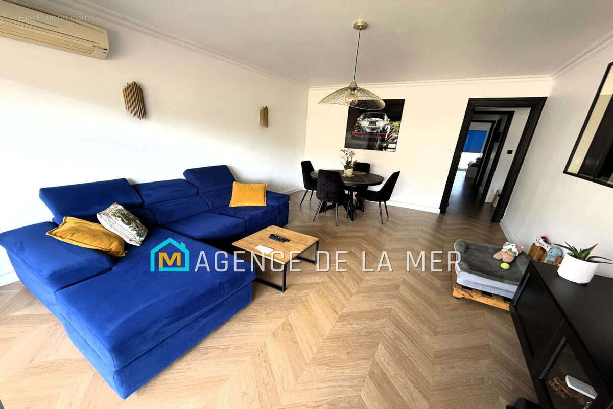 Appartement à MANDELIEU-LA-NAPOULE
